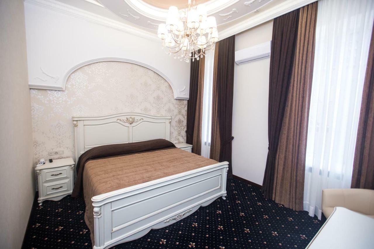 Готель Петрівський Кропивницкий Экстерьер фото