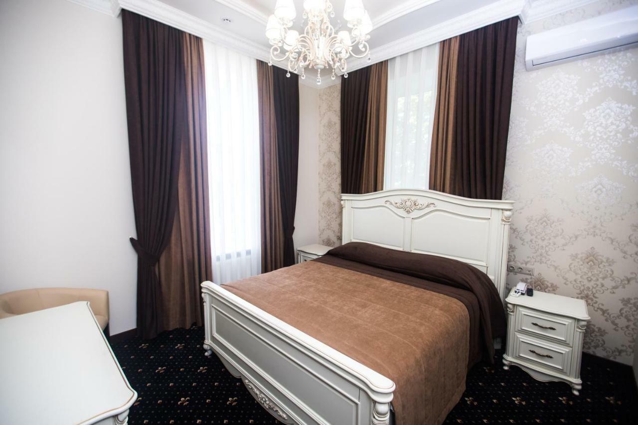 Готель Петрівський Кропивницкий Экстерьер фото